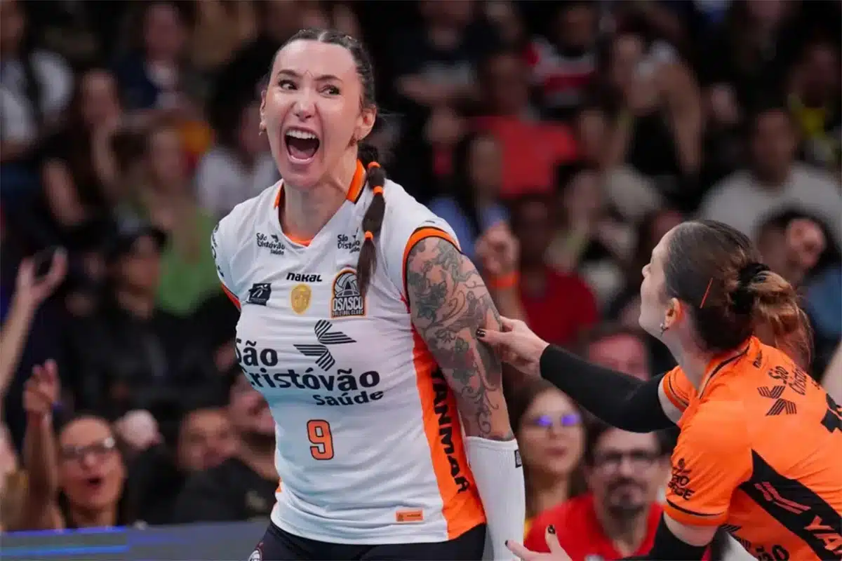 Tifanny Abreu pode jogar pela Supercopa