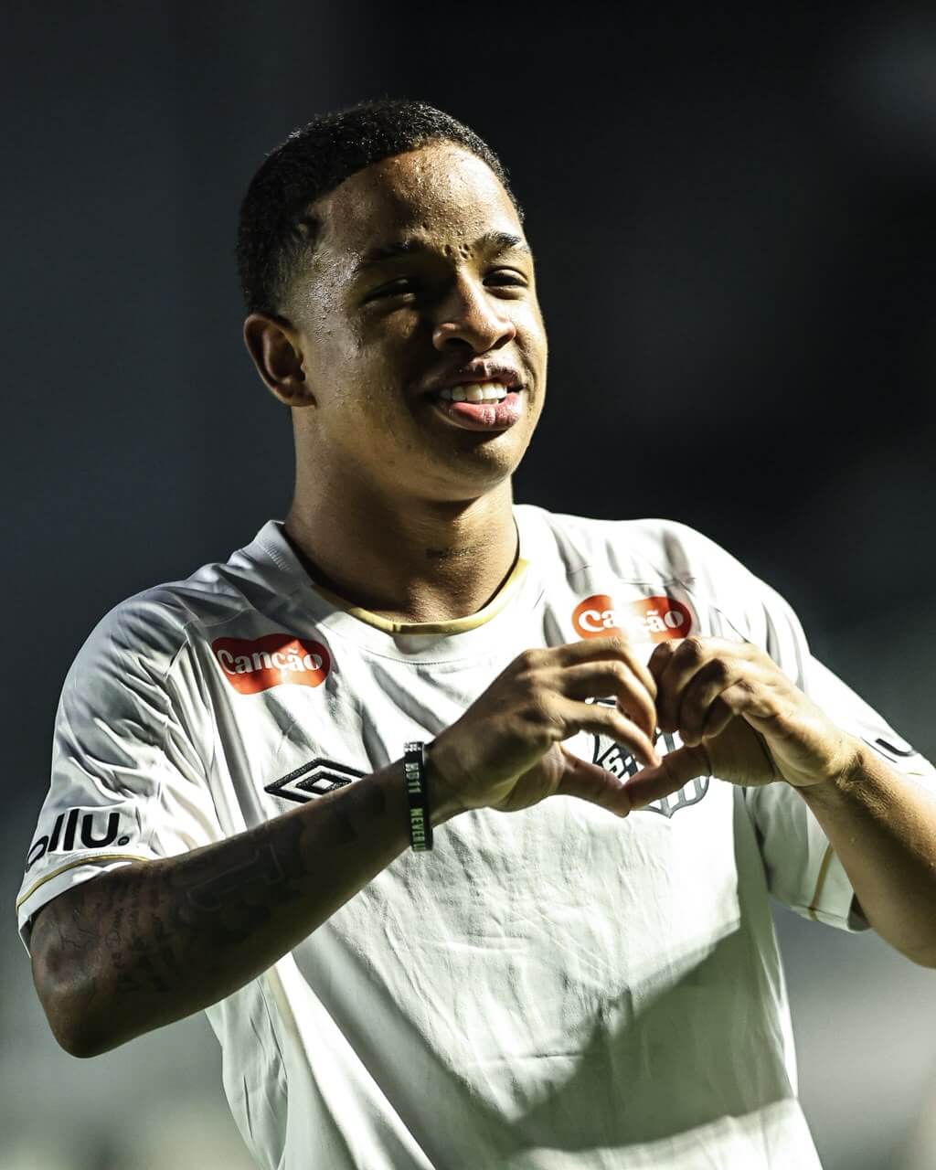 Santos vence Vasco na semifinal do Brasileiro Sub-20