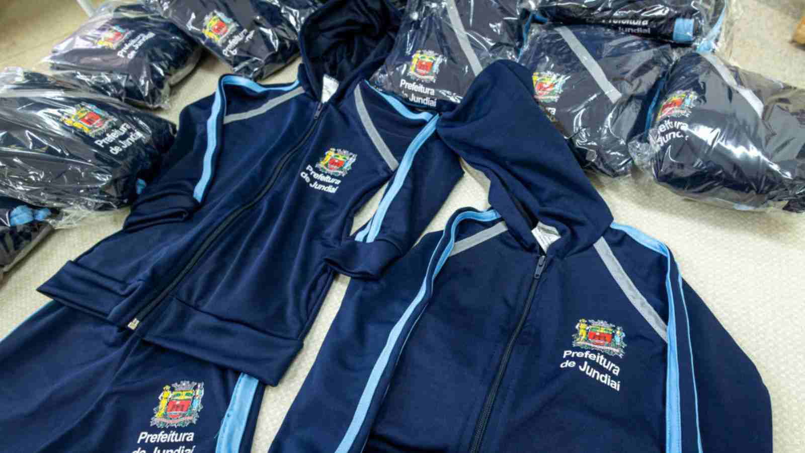 Jundiaí adota voucher para uniformes escolares em 2027